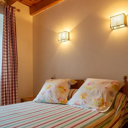 別荘 6/7 Personnes 1 Chambre/1 Mezzanine Chaulhac