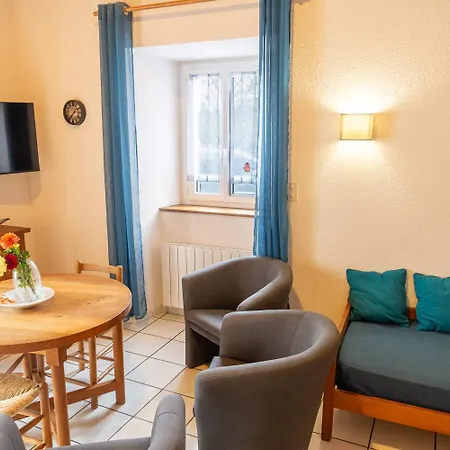 6/7 Personnes 1 Chambre/1 Mezzanine *